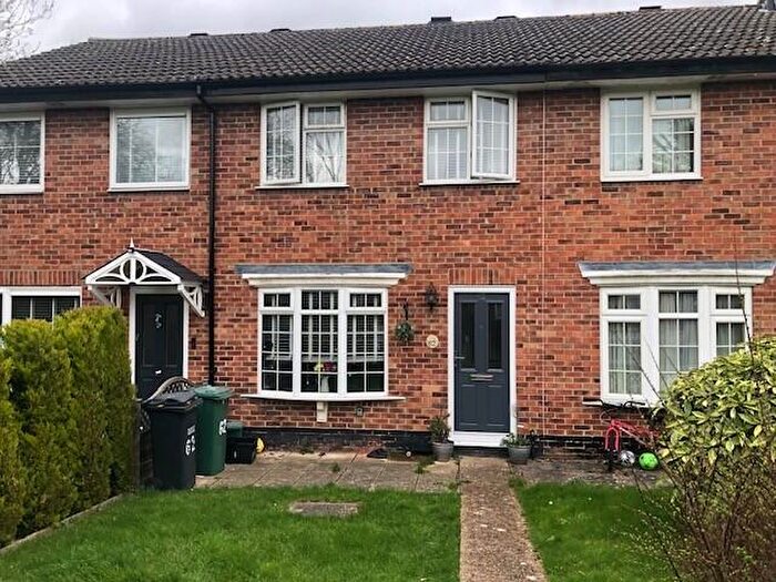 3 Bedroom House To Rent In Spencer Way, Redhill, RH1