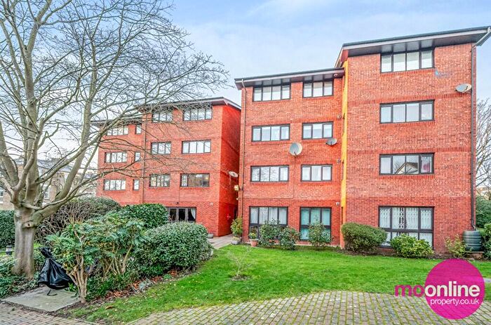1 Bedroom Flat For Sale In Fordwych Road, London, NW2