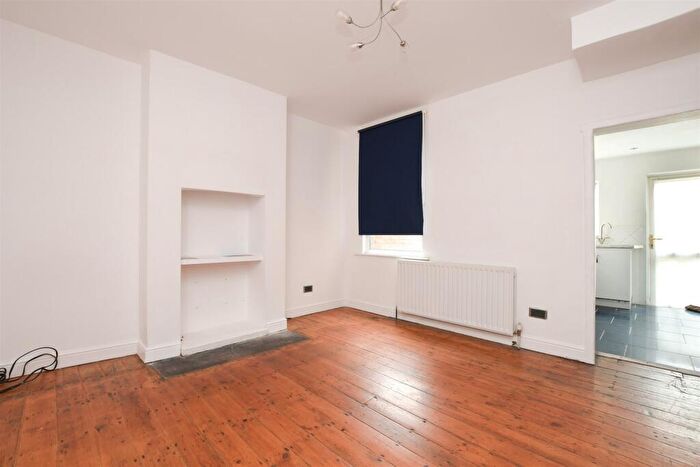 2 Bedroom Terraced House For Sale In Cranbrook Road, Thornton Heath, Surrey, CR7