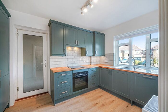 3 Bedroom Semi-Detached House To Rent In Ashbourne Road, London, W5