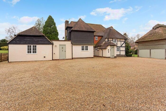 3 Bedroom Barn To Rent In Mill Road West Chiltington, RH20