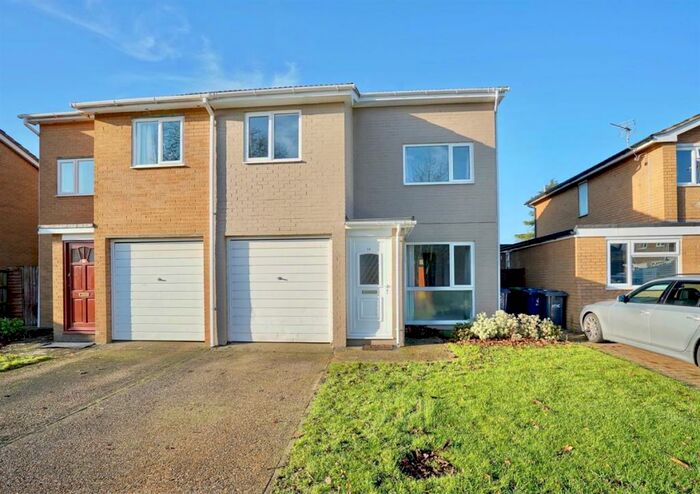 3 Bedroom Semi-Detached House To Rent In Wordsworth Avenue, Eaton Ford, St. Neots, PE19