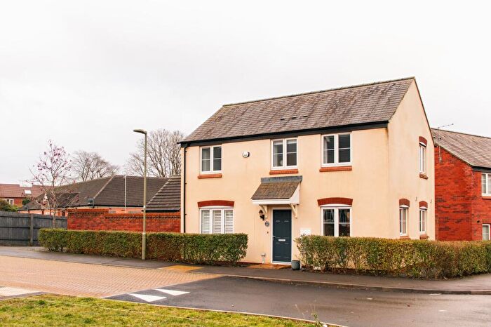 3 Bedroom Detached House For Sale In Nickling Road, Banbury, OX16