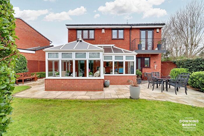 4 Bedroom Detached House For Sale In Meadow Croft, Streethay, Lichfield, WS13