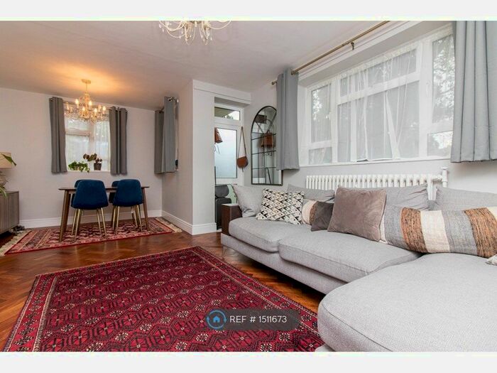 2 Bedroom Flat To Rent In Broughton Road, London, W13