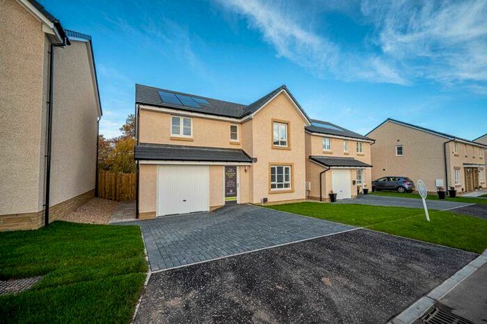 4 Bedroom Detached House For Sale In Lambourne Crescent, Coatbridge, ML5