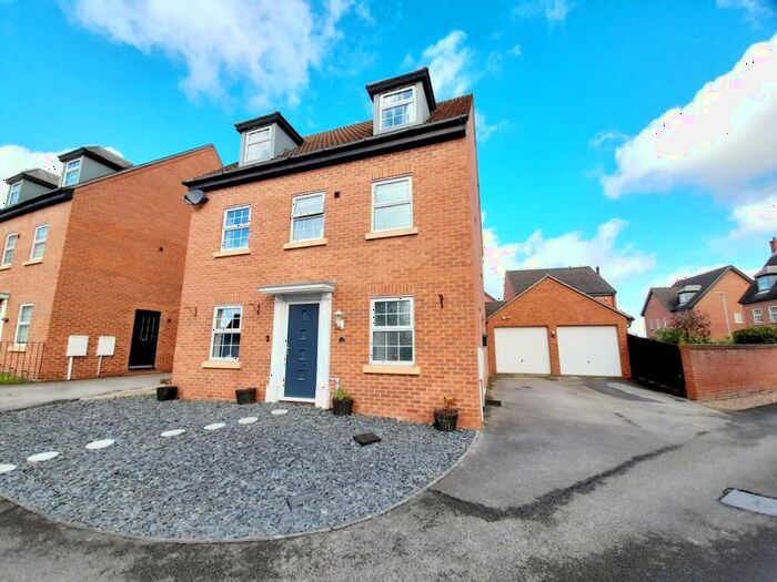 5 Bedroom Detached House For Sale In Irwin Road, Blyton, Gainsborough, DN21