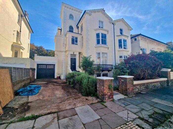 2 Bedroom Flat To Rent In Albany Villas, Hove, BN3