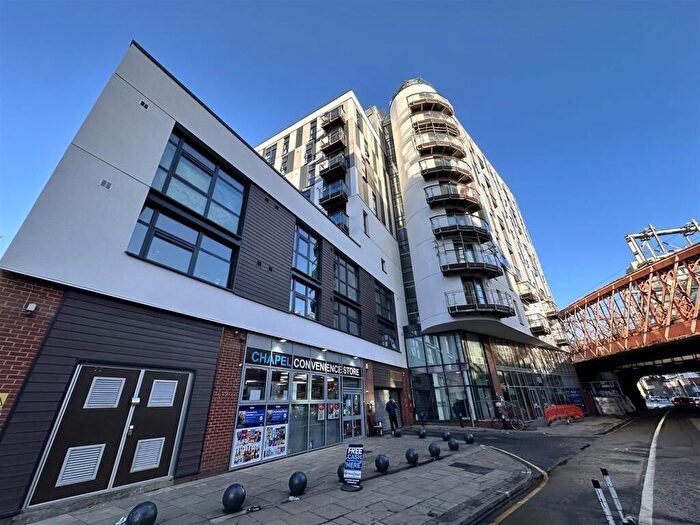2 Bedroom Flat For Sale In Chapel Street, Salford, M3