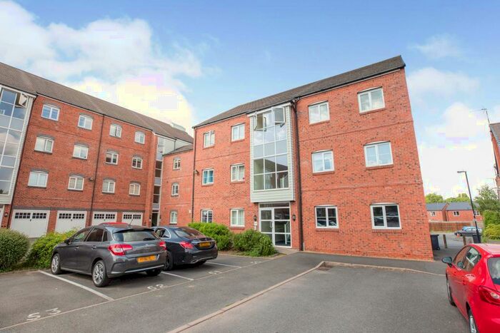 2 Bedroom Flat To Rent In Chandley Wharf, Warwick, CV34