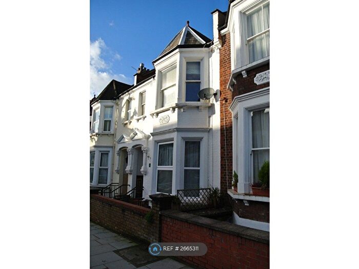 1 Bedroom Flat To Rent In Sumatra Road, London, NW6