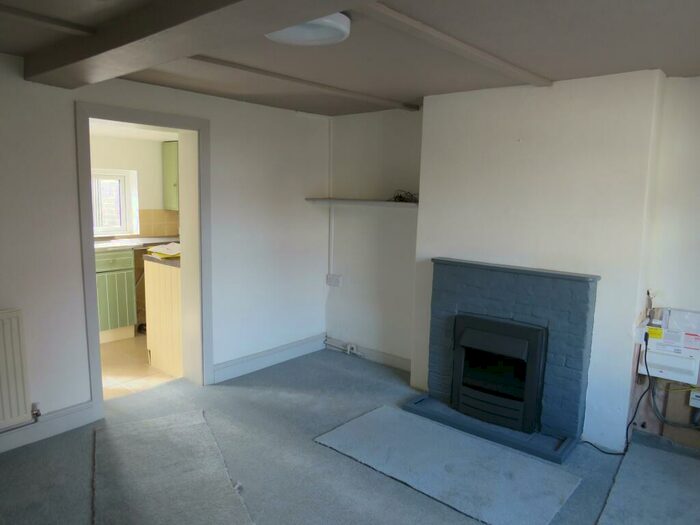 3 Bedroom House To Rent In Commodore Road, Lowestoft, NR32