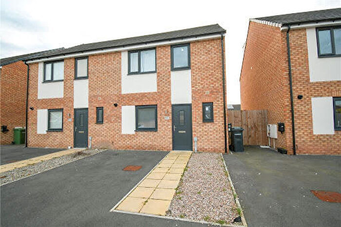 4 Bedroom Semi-Detached House To Rent In D Bermuda Road, Moreton, CH46