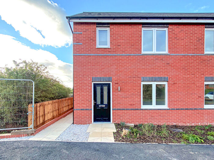 3 Bedroom Semi Detached House To Rent In Ecclesbourne Lane, Mickleover, Derby, Derbyshire, DE3