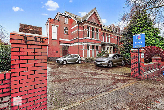 2 Bedroom Apartment For Sale In Trafalgar Court, Penylan Road, CF23