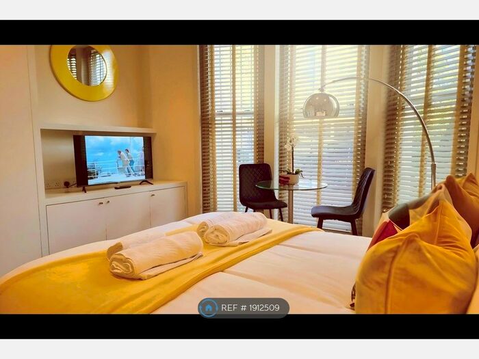 1 Bedroom Studio To Rent In Ladbroke Grove, London, W11