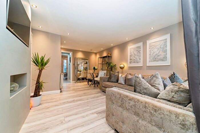 1 Bedroom Flat For Sale In Colwood Gardens, Glasgow, G53