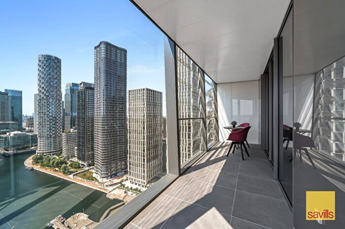 3 Bedroom Flat For Sale In Dollar Bay Point, Dollar Bay Place, Canary Wharf, London, E14