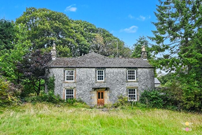 4 Bedroom Detached House For Sale In Manor Farm House, Blackwell, Buxton, Derbyshire, SK17