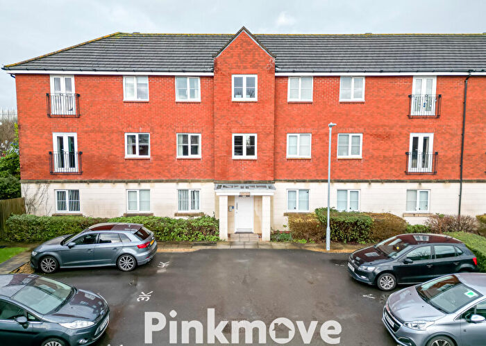 2 Bedroom Flat For Sale In Powis Close, Newport, NP10