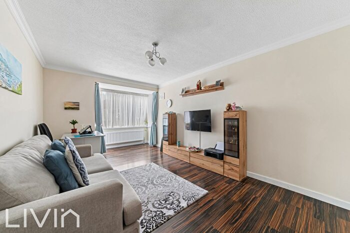 1 Bedroom Flat To Rent In Viceroy Court, Dingwall Road, Croydon, CR0