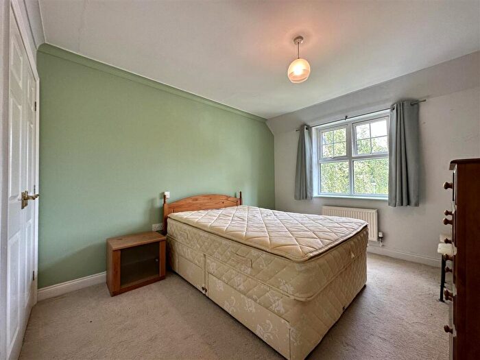 2 Bedroom Apartment To Rent In Brooklands Road, Sale, M33