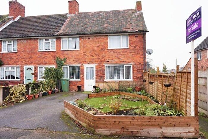 3 Bedroom Semi-Detached House To Rent In Third Avenue, Rainworth, Mansfield, NG21