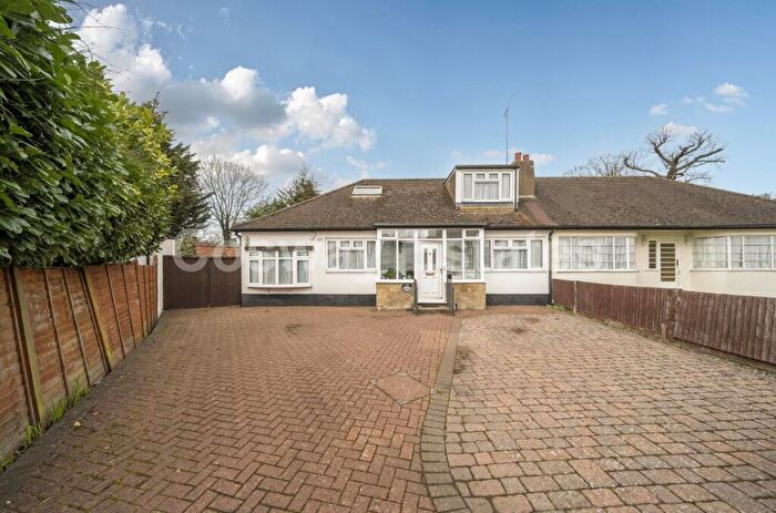 4 Bedroom Semi-Detached Bungalow For Sale In Copthall Gardens, Mill Hill, NW7