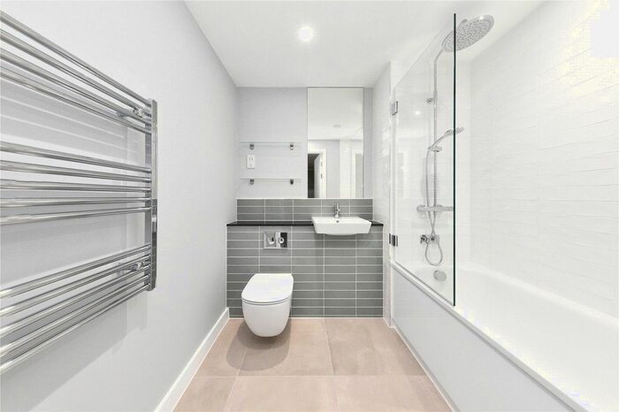 1 Bedroom Flat To Rent In Viva Court, Kimpton Road, Luton, LU2