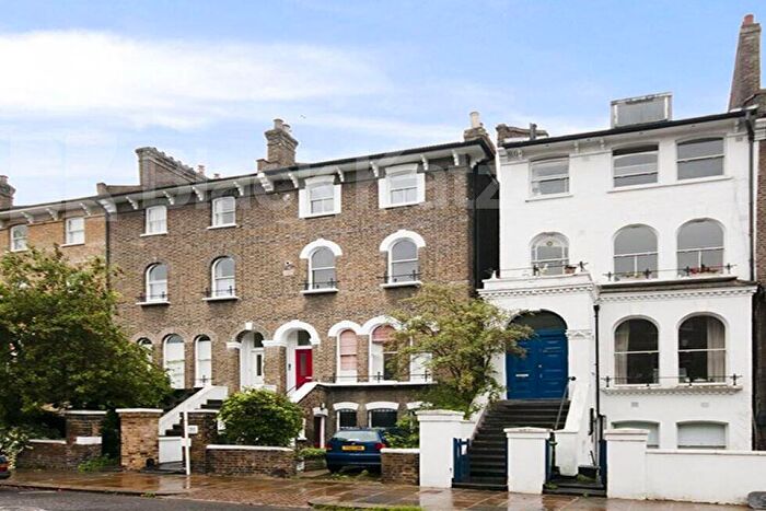 2 Bedroom Flat To Rent In South Villas, Camden Square, NW1