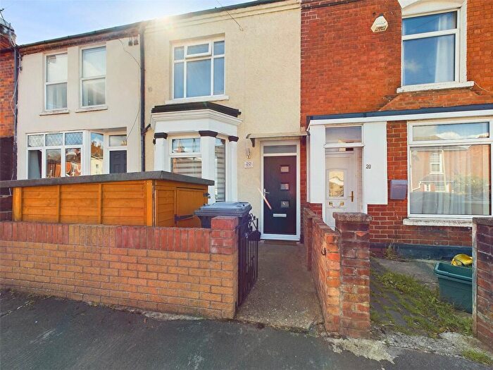 3 Bedroom Terraced House For Sale In Linden Road, Gloucester, Gloucestershire, GL1