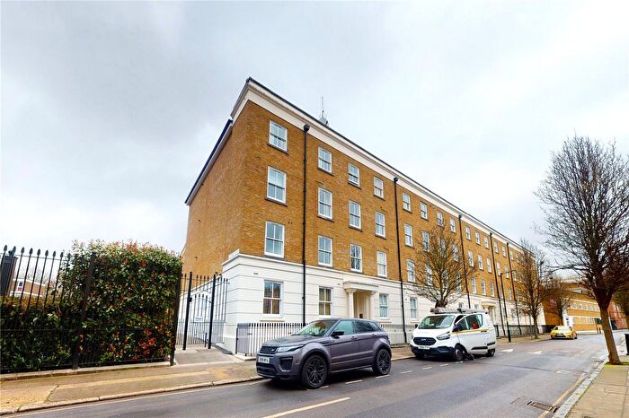 2 Bedroom Flat To Rent In Spurgeon Street, London, SE1