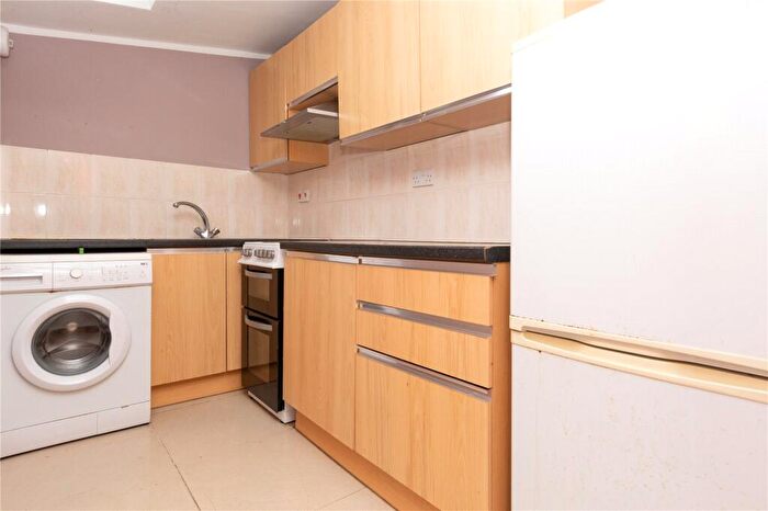 1 Bedroom Flat To Rent In Hatfield Road, St Albans, AL1