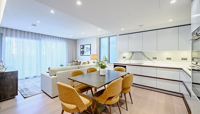 3 Bedroom Flat To Rent In Garrett Mansions, Edgware Road, London, W2