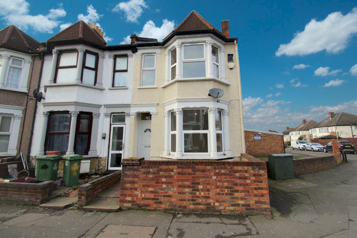 2 Bedroom Flat To Rent In Woolwich Road, Bexleyheath, DA7