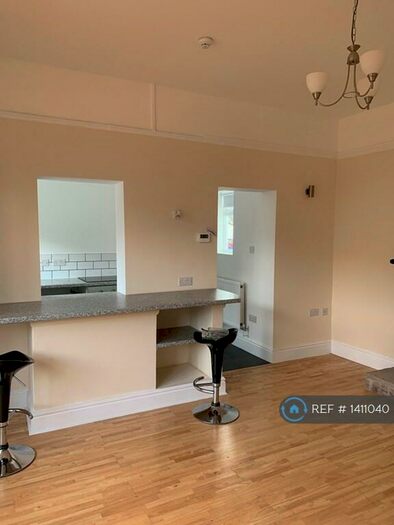 1 Bedroom Flat To Rent In Newton Lane, Chester, CH2