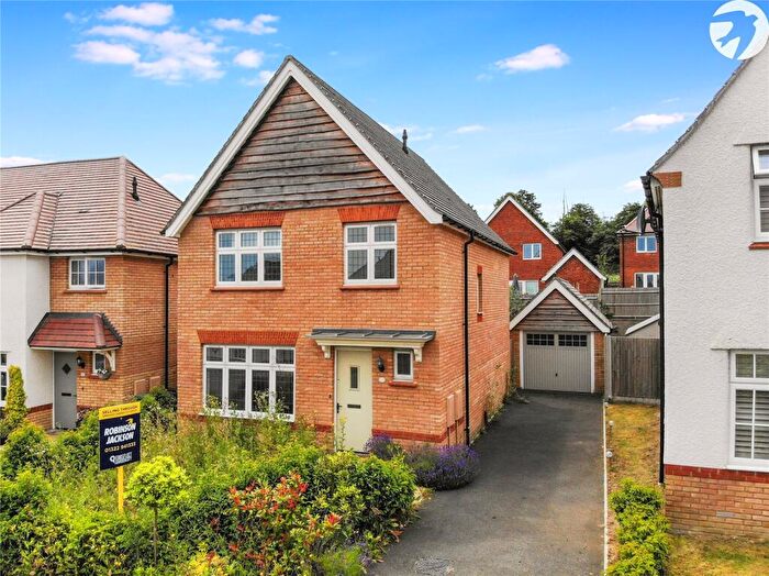 3 Bedroom Detached House To Rent In Emmeline Avenue, Weldon, Ebbsfleet Valley, Swanscombe, DA10