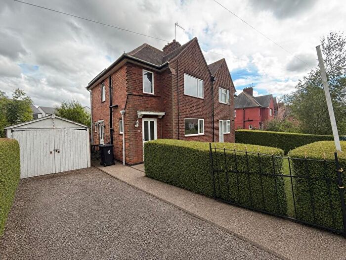 3 Bedroom House To Rent In Brook Gardens, Nottingham, NG5