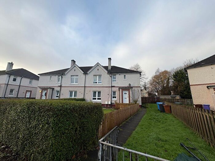 3 Bedroom Flat To Rent In Haughburn Road, Glasgow, G53