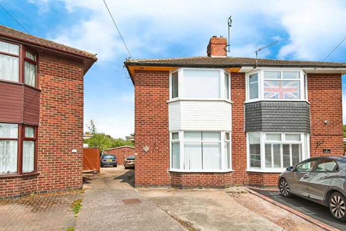 3 Bedroom Semi-Detached House For Sale In Horton Avenue, Stretton, Burton-On-Trent, Staffordshire, DE13