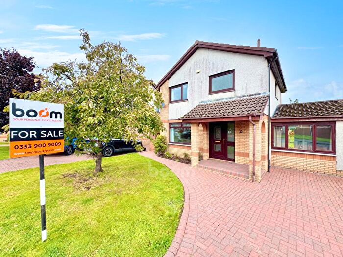 4 Bedroom Link Detached House For Sale In Flures Drive, Erskine, PA8