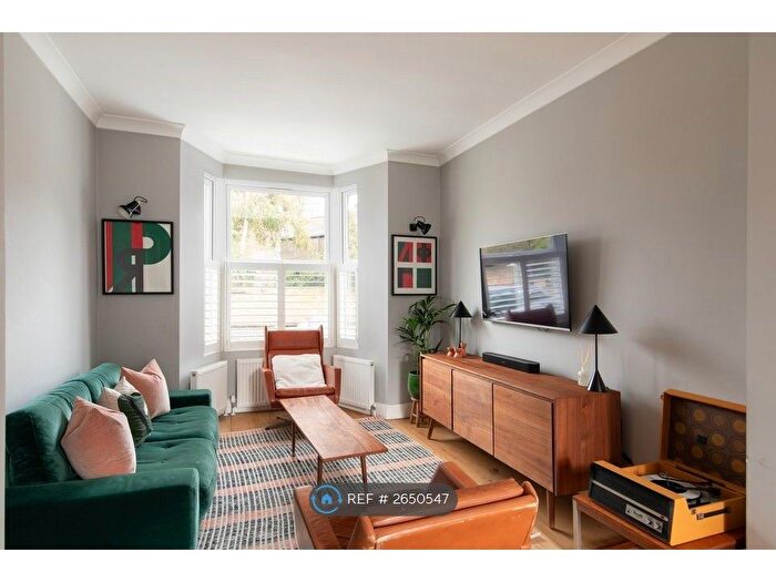 3 Bedroom Terraced House To Rent In Elm Grove, London, SE15