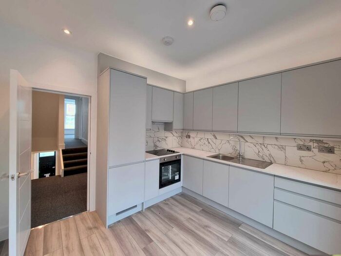 3 Bedroom Maisonette To Rent In Westbury Avenue, London, N22