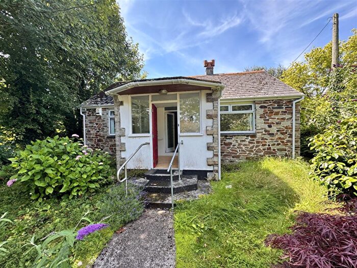 2 Bedroom Detached Bungalow For Sale In Goonhavern, Truro, TR4
