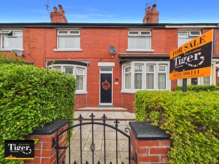 2 Bedroom Terraced House For Sale In Macauley Avenue, Blackpool, FY4