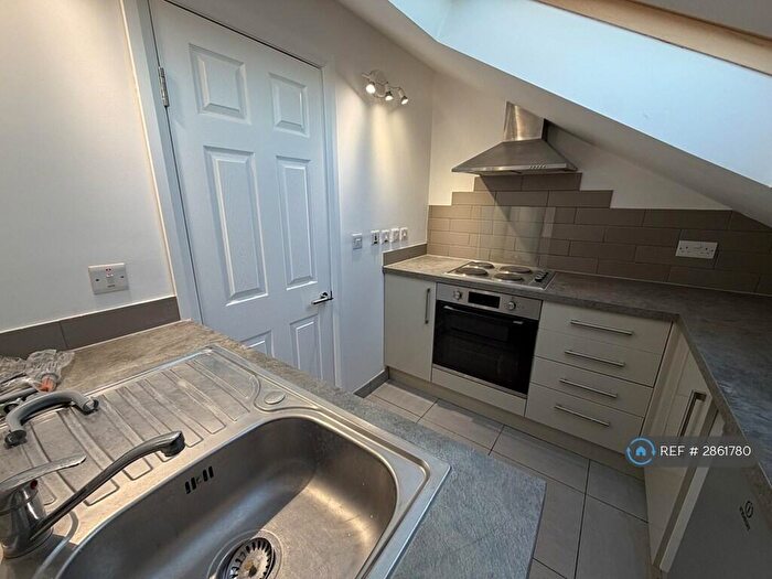 1 Bedroom Flat To Rent In Barnet, Barnet, EN5