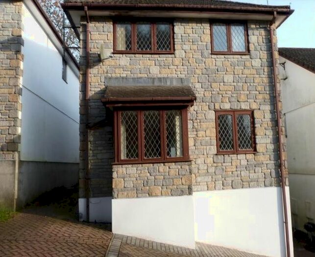 4 Bedroom Detached House To Rent In Trevanion Road, Liskeard, PL14