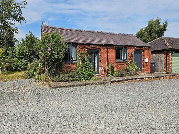 1 Bedroom Barn Conversion To Rent In Uttoxeter Road, Foston, DE65