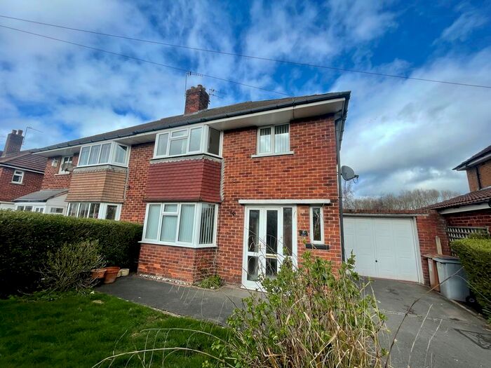 3 Bedroom Property To Rent In Greenbank Road, West Kirby, Wirral, CH48