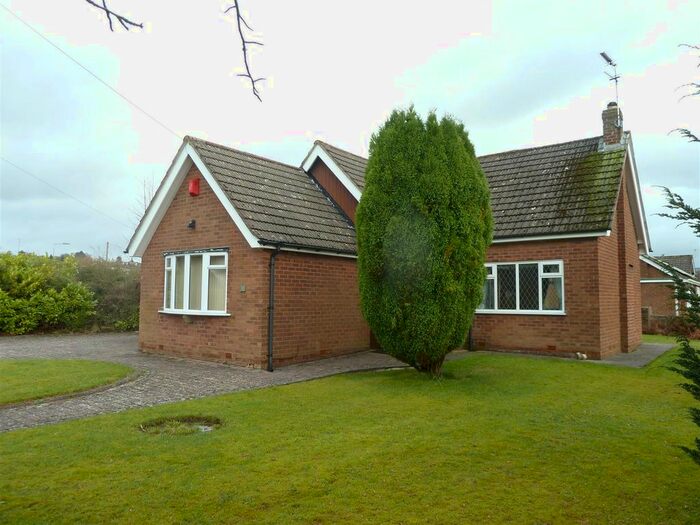 3 Bedroom Detached Bungalow To Rent In Manifold Drive, High Lane, Stockport SK6